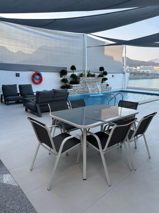 Al Dana Sea View Villa ฟูไจราห์ ภายนอก รูปภาพ